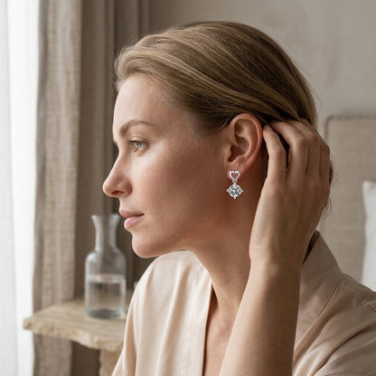 Aurelia Géométrie Solitaire Drop Earrings
