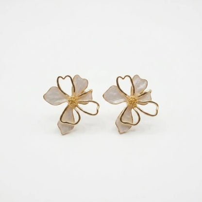 Bloom Petal Luxe Stud Earrings - ZI FASHION