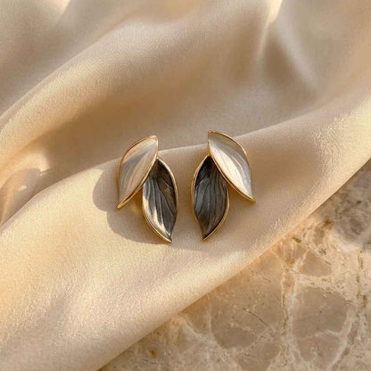 Grey & White Leaf Stud Earrings - ZI FASHION