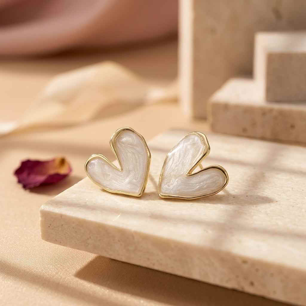 White Pearl Shell Heart Stud Earrings - ZI FASHION
